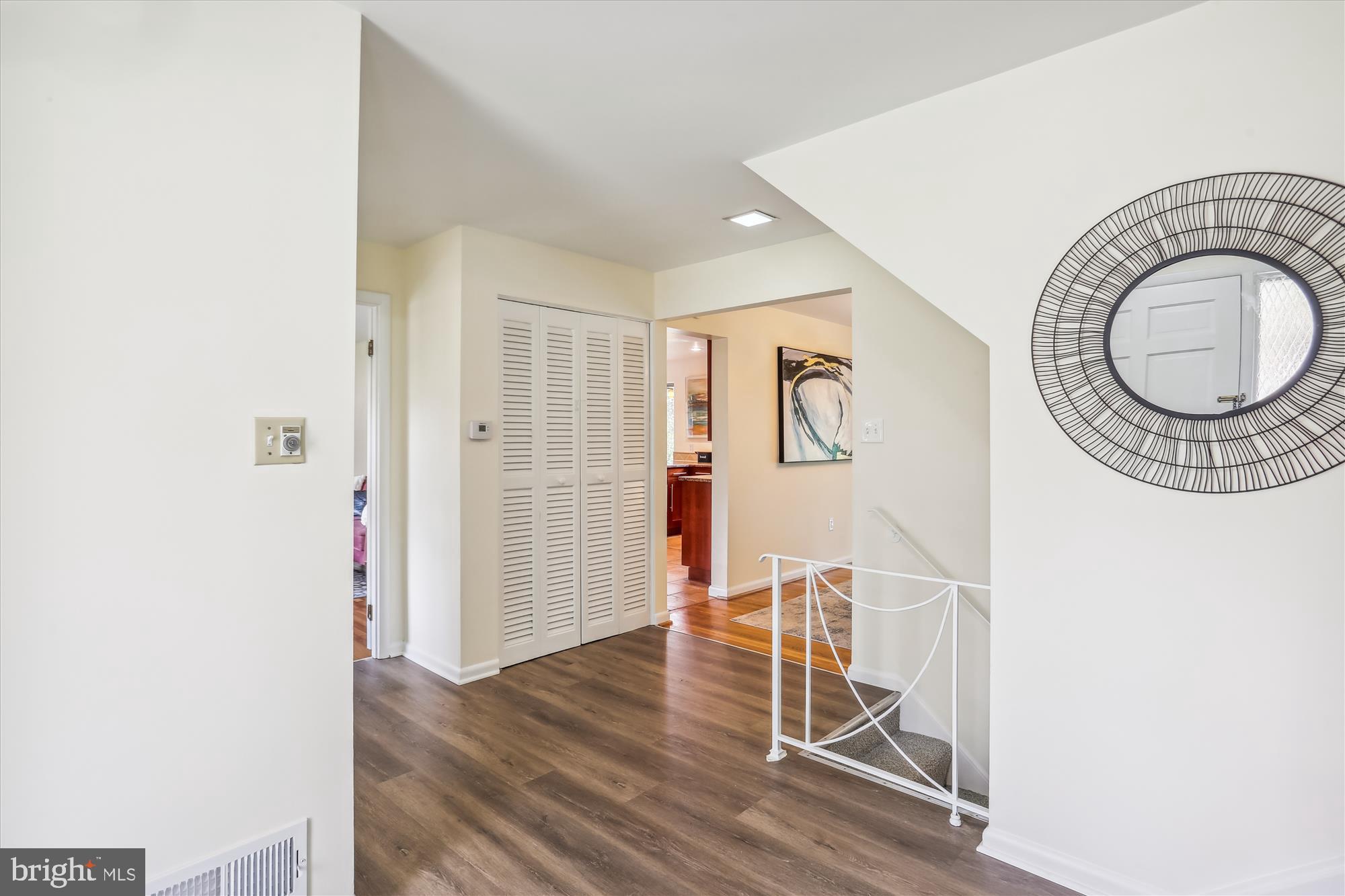 606 Lamberton Drive Silver Spring, MD 20902 - Photo 4 of 39 Foyer