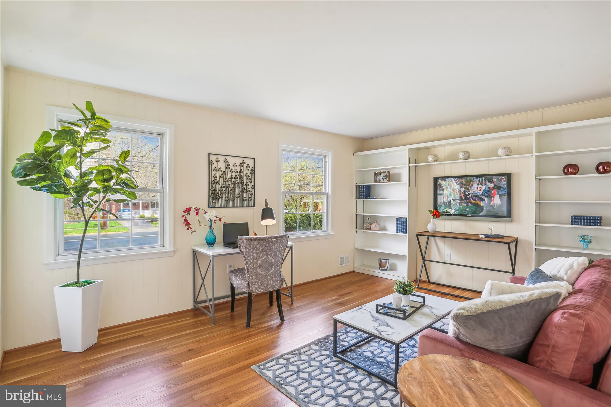 606 Lamberton Drive Silver Spring, MD 20902 - Photo 6 of 39 Family Room