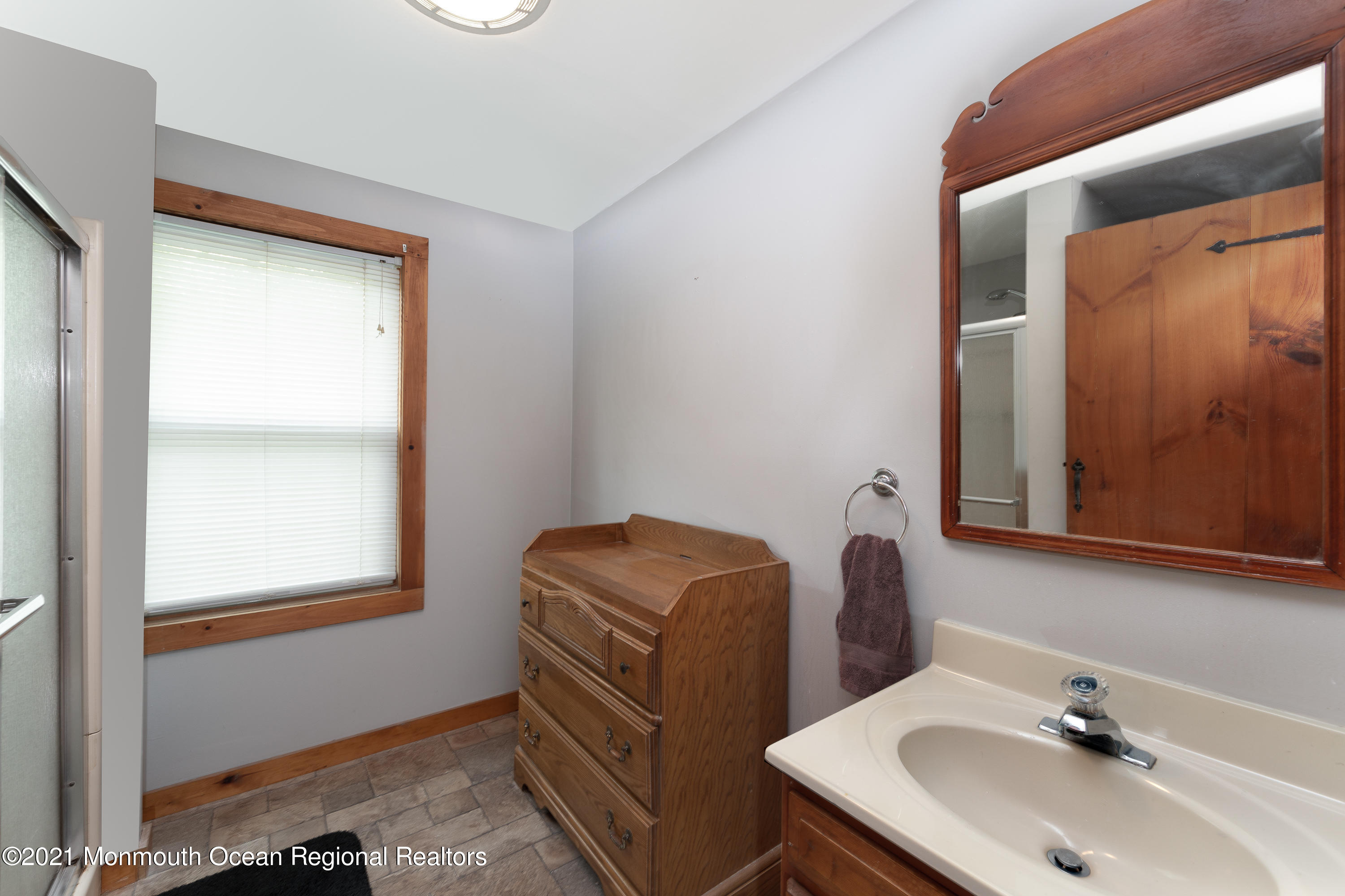 1500 Dorsett Dock Road Point Pleasant, NJ 08742 - Photo 26 of 33 Bath Level Two