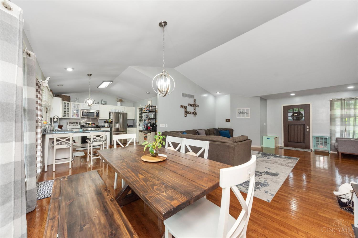 7023 Martha Road Cincinnati, OH 45230 - Photo 17 of 40 Gallery Image 17