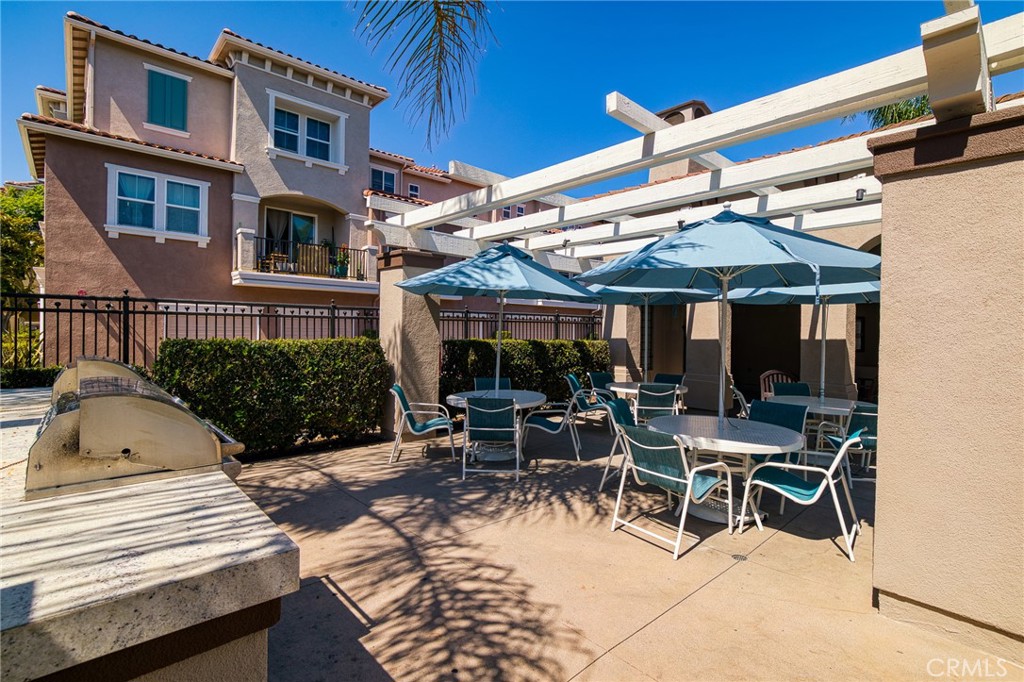 8053 Picasso Stanton, CA 90680 - Photo 19 of 58