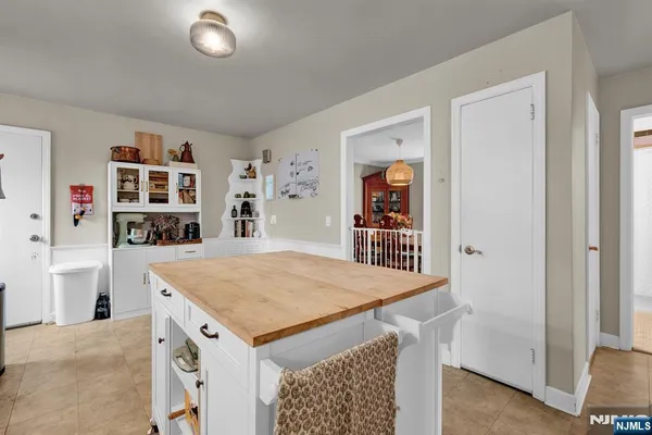 $750,000 | 322 Broughton Avenue, Bloomfield, NJ 07003