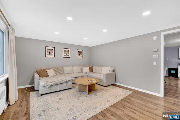 $750,000 | 322 Broughton Avenue, Bloomfield, NJ 07003