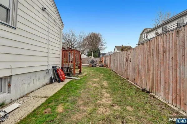 $750,000 | 322 Broughton Avenue, Bloomfield, NJ 07003