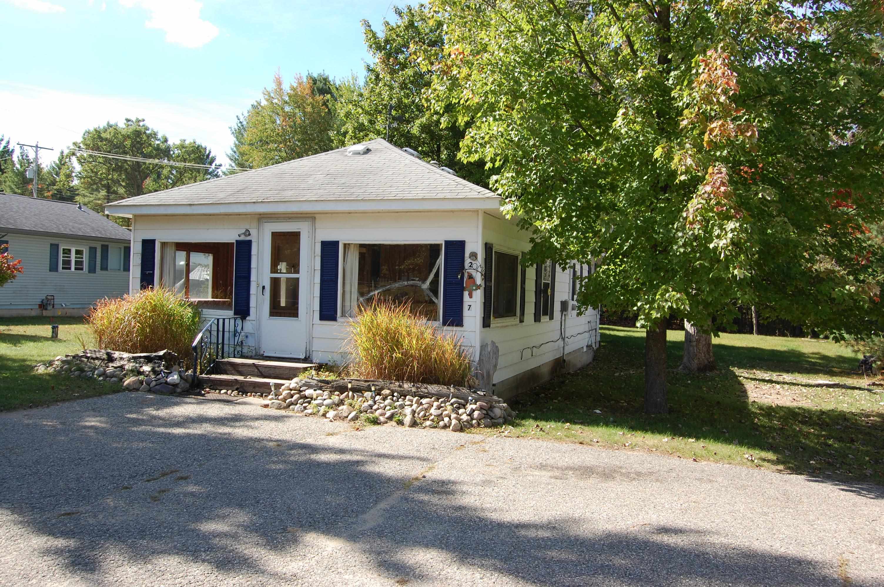 2467 North St Helen Road St. Helen, MI 48656 - Photo 1 of 30