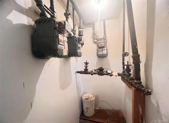 $1,880,000 | 40-70 Case Street | Elmhurst