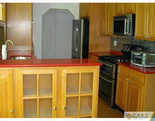257 Gordon Road Old Bridge, NJ 07747 - Photo 2 of 9 Gallery Image 2