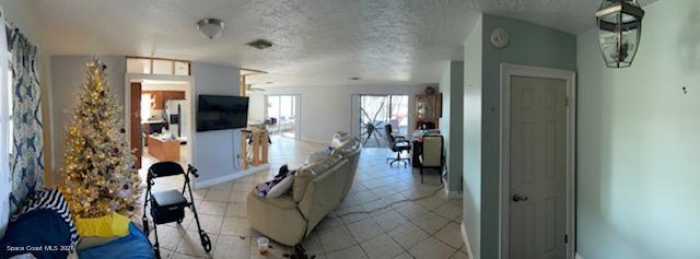 138 Bimini Road Cocoa Beach, FL 32931 - Photo 6 of 11 Living room