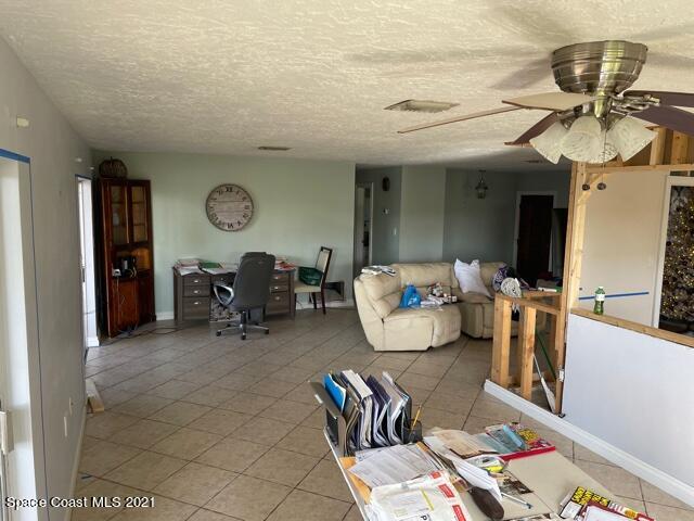 138 Bimini Road Cocoa Beach, FL 32931 - Photo 9 of 11 dining room
