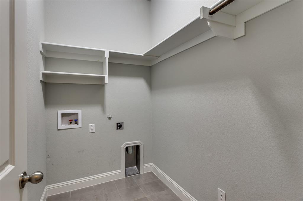 529 Inwood Street Benbrook, TX 76126 - Photo 21 of 28