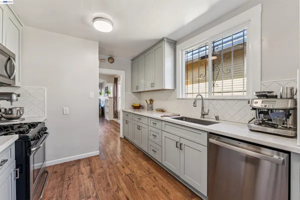 $500,000 | 1262 94th Avenue, Oakland, CA 94603