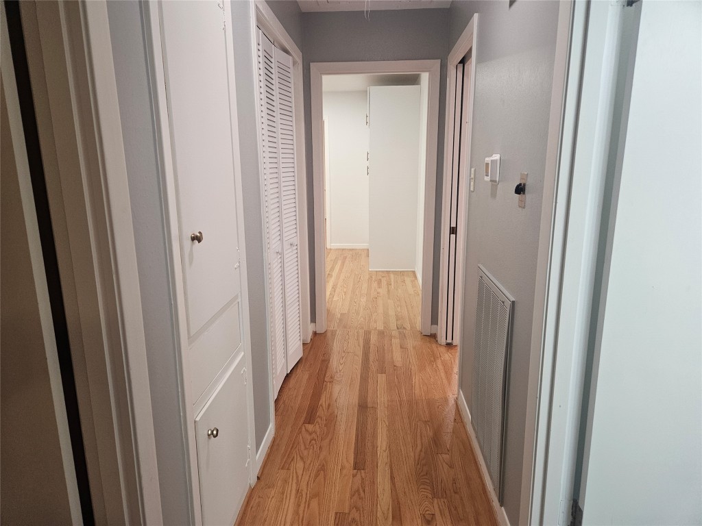 1518 Lawrence Street Rosenberg, TX 77471 - Photo 15 of 17 Hallway