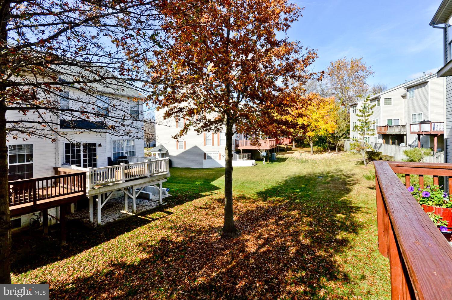 1113 Ring Bill Loop Upper Marlboro, MD 20774 - Photo 3 of 39 a view of a yard with furniture