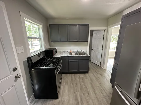 $1,150 | 622 Scarbrough Street, Rockdale, TX 76567