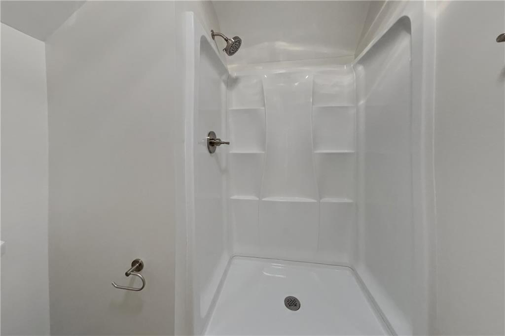 1025 Russell Point Suwanee, GA 30024 - Photo 13 of 24 Gallery Image 13
