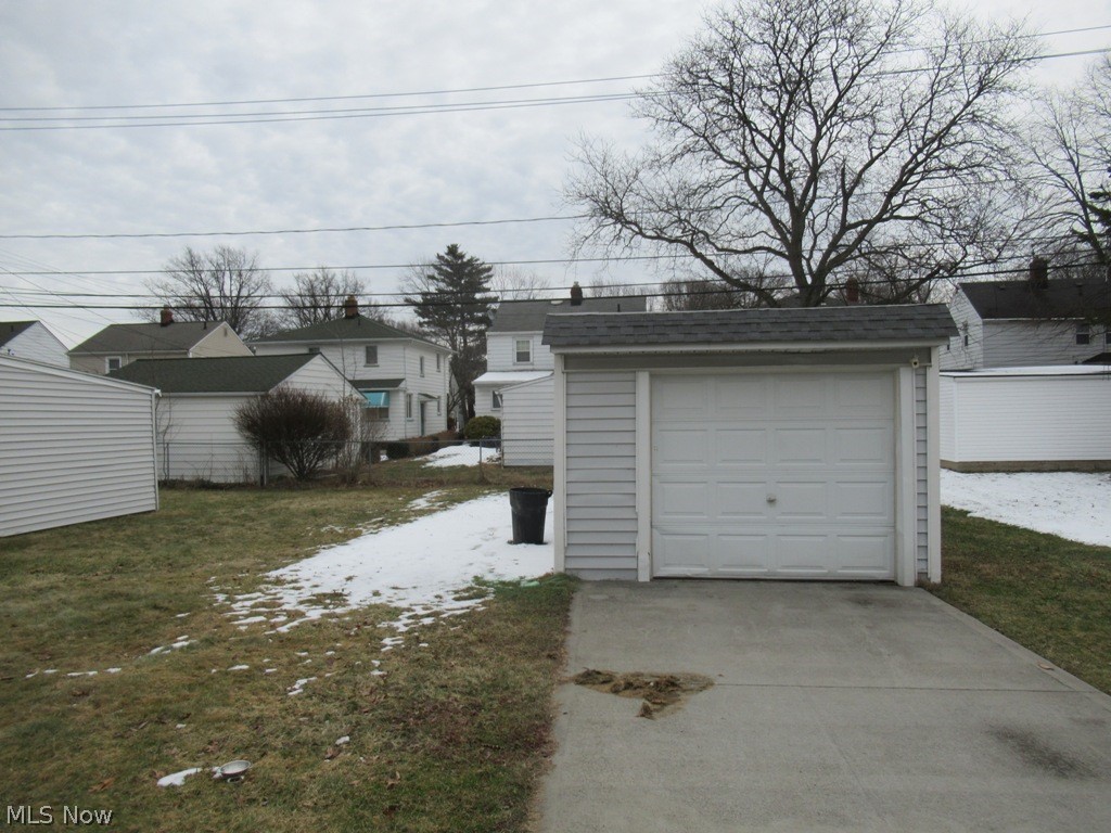 1121 Winston Road Cleveland, OH 44121 - Photo 7 of 7