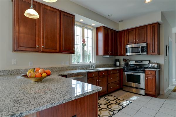34 Hardwick Road Ashland, MA 01721 - Photo 11 of 26 Gallery Image 11