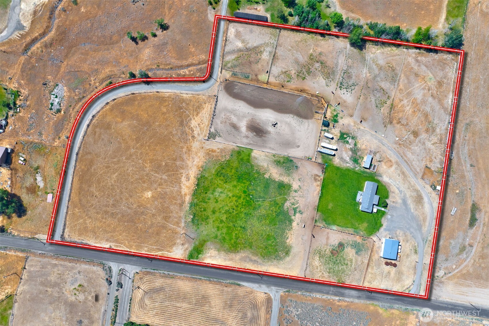 1240 West Huntzinger Road Selah, WA 98942 - Photo 11 of 30