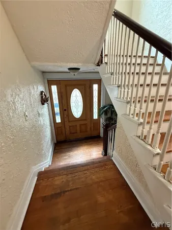 $2,000 | 205 Fellows Avenue, Unit 1, Syracuse, NY 13210