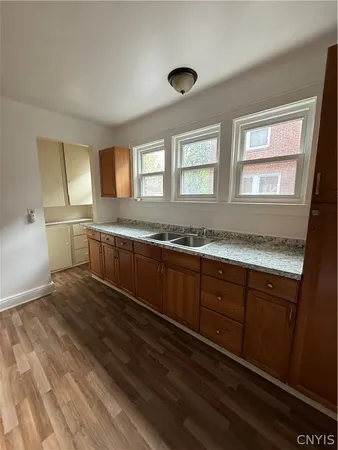 $2,000 | 205 Fellows Avenue, Unit 1, Syracuse, NY 13210