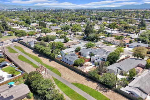$3,498,888 | 727 Lakehaven Drive, Sunnyvale, CA 94089