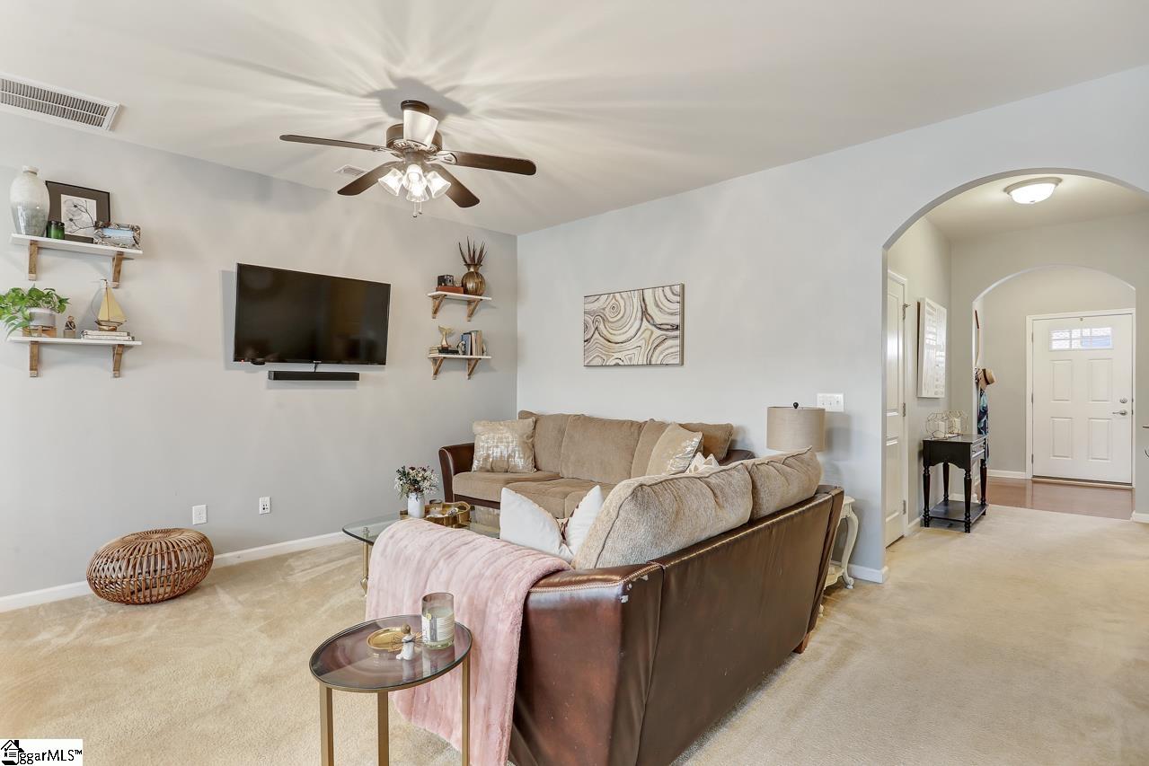 449 Christiane Way Greenville, SC 29607 - Photo 4 of 25 Gallery Image 4