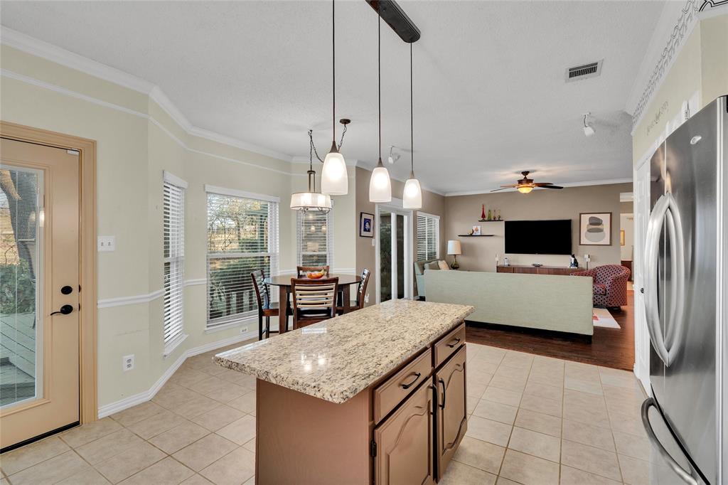 4019 Whitby Lane Grapevine, TX 76051 - Photo 11 of 27