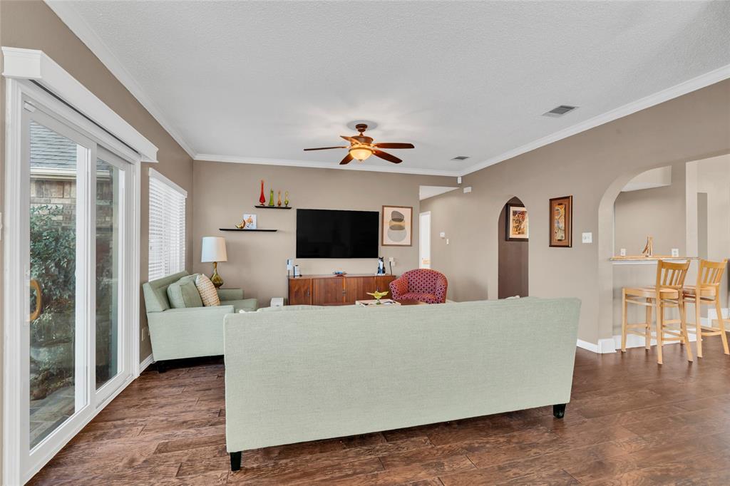 4019 Whitby Lane Grapevine, TX 76051 - Photo 15 of 27