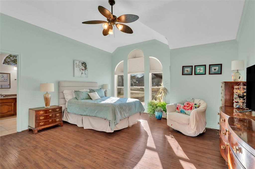 4019 Whitby Lane Grapevine, TX 76051 - Photo 18 of 27