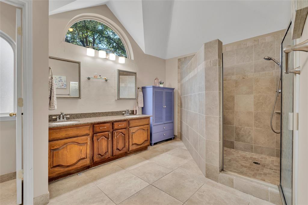 4019 Whitby Lane Grapevine, TX 76051 - Photo 20 of 27