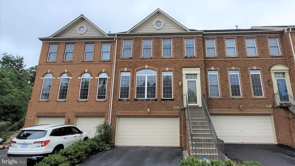 $3,550 | 5344 Blue Aster Circle, Centreville, VA 20120