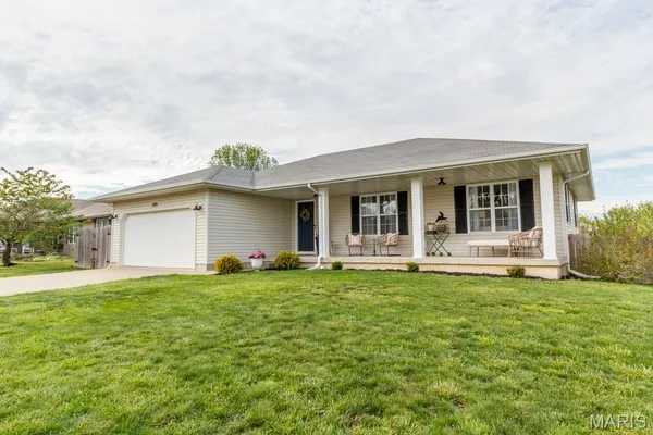 $210,000 | 1305 Jessalinn Drive, Lebanon, MO 65536