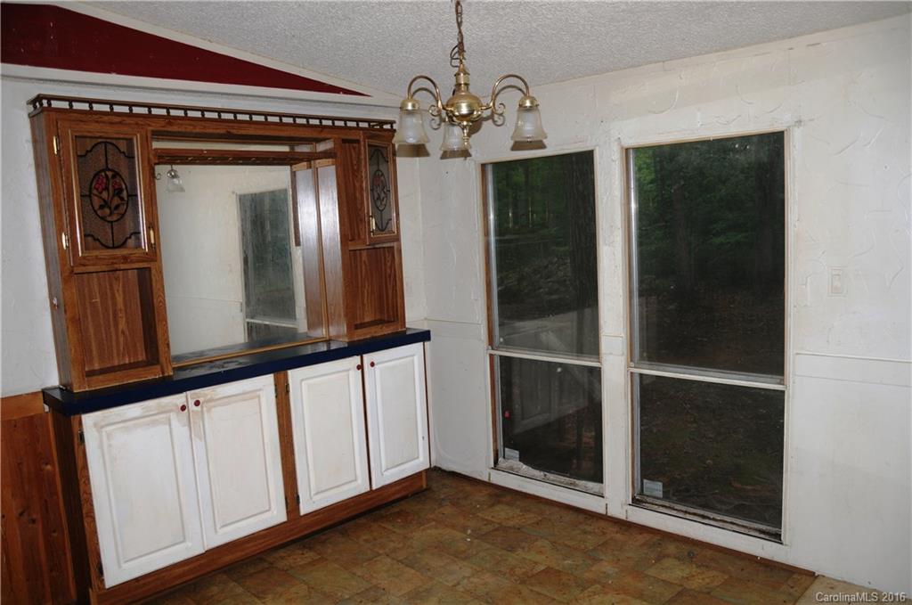 5376 Blue Ridge Road Maiden, NC 28650 - Photo 8 of 14 Gallery Image 8
