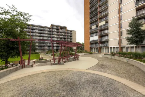 $225,000 | 4801 East 9th Avenue, Unit 301S, Denver, CO 80220