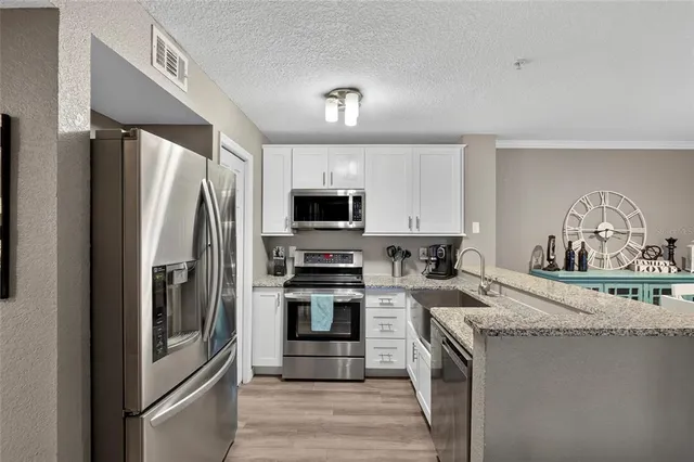 $225,000 | 4201 Woodstorks Walk Way, Unit 3109, Lutz, FL 33558