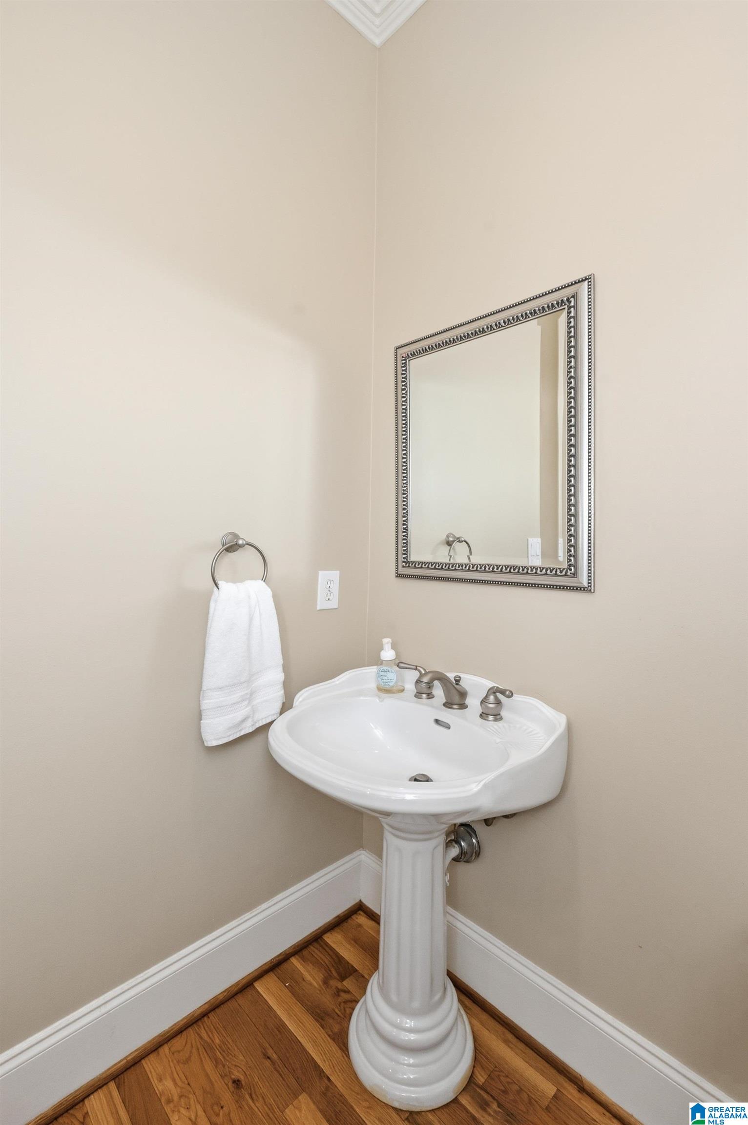 1919 Wellington Road Homewood, AL 35209 - Photo 31 of 85 Gallery Image 31