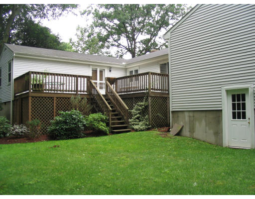 12 Barry Road Worcester, MA 01609 - Photo 2 of 8 Gallery Image 2