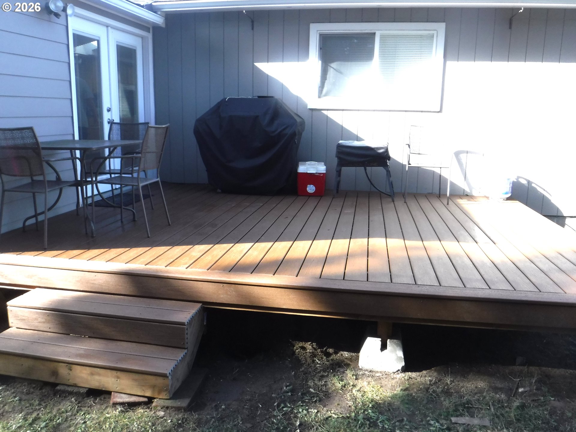 2075 Johnson Street North Bend, OR 97459 - Photo 19 of 26 Deck
