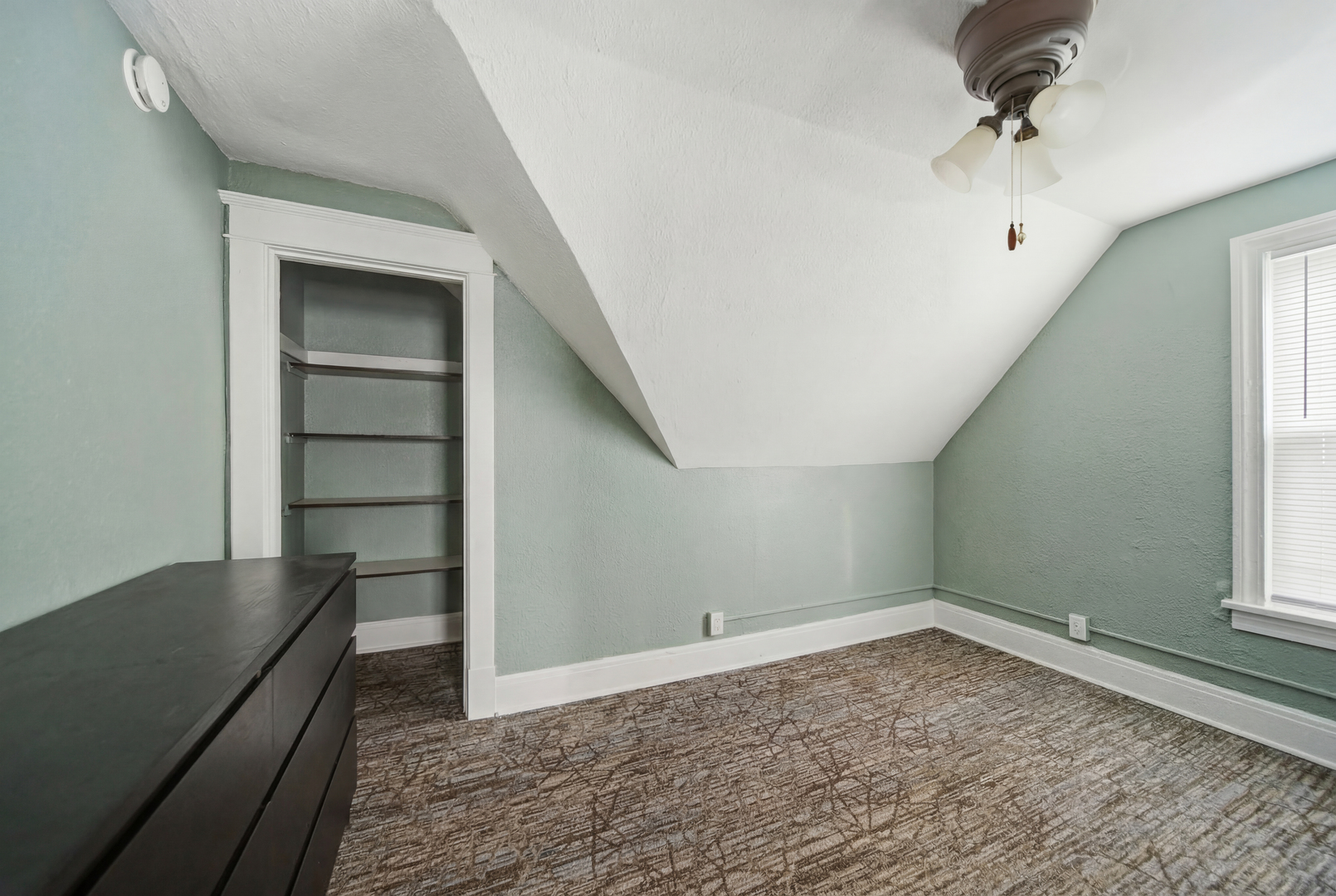 412 West 4th Street Sterling, IL 61081 - Photo 11 of 25