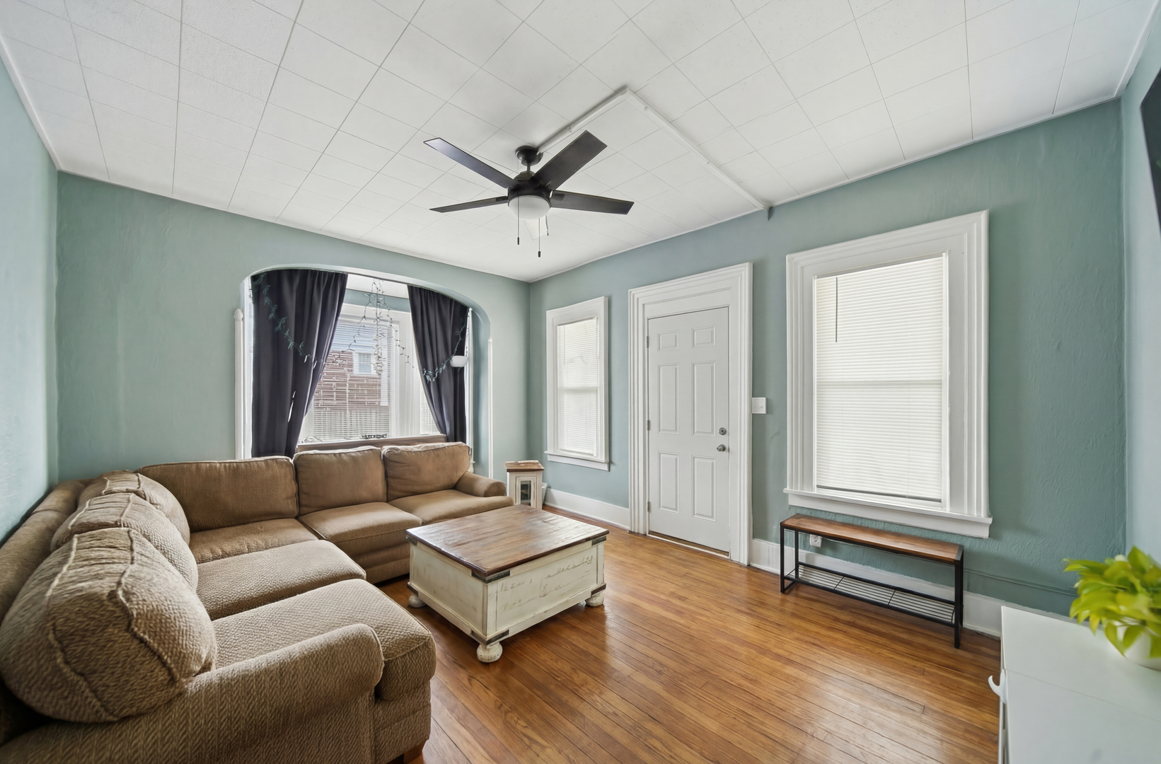 412 West 4th Street Sterling, IL 61081 - Photo 5 of 25