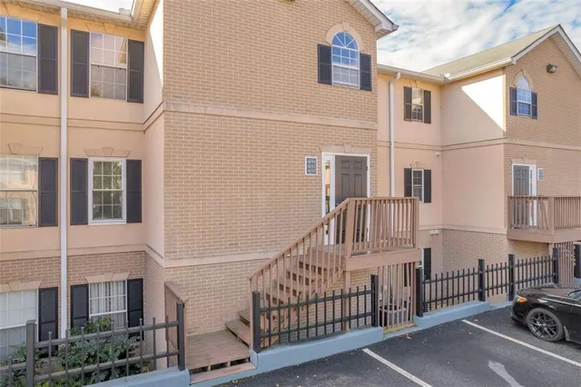 a view of multiple white building