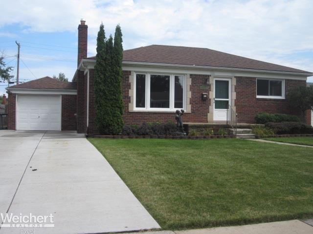 23768 Roxana Avenue Eastpointe, MI 48021 - Photo 2 of 45 31393607-1.JPG