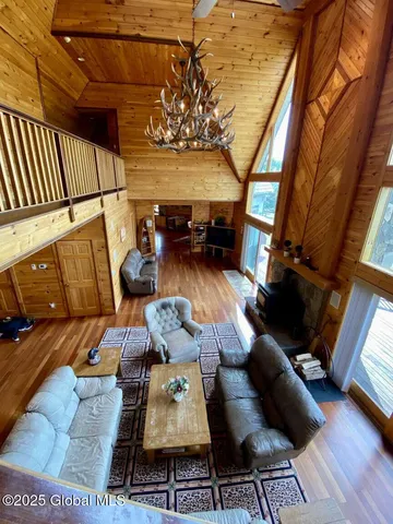 $1,099,000 | 122 County Route 360, Medusa, NY 12120