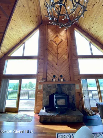 $1,099,000 | 122 County Route 360, Medusa, NY 12120