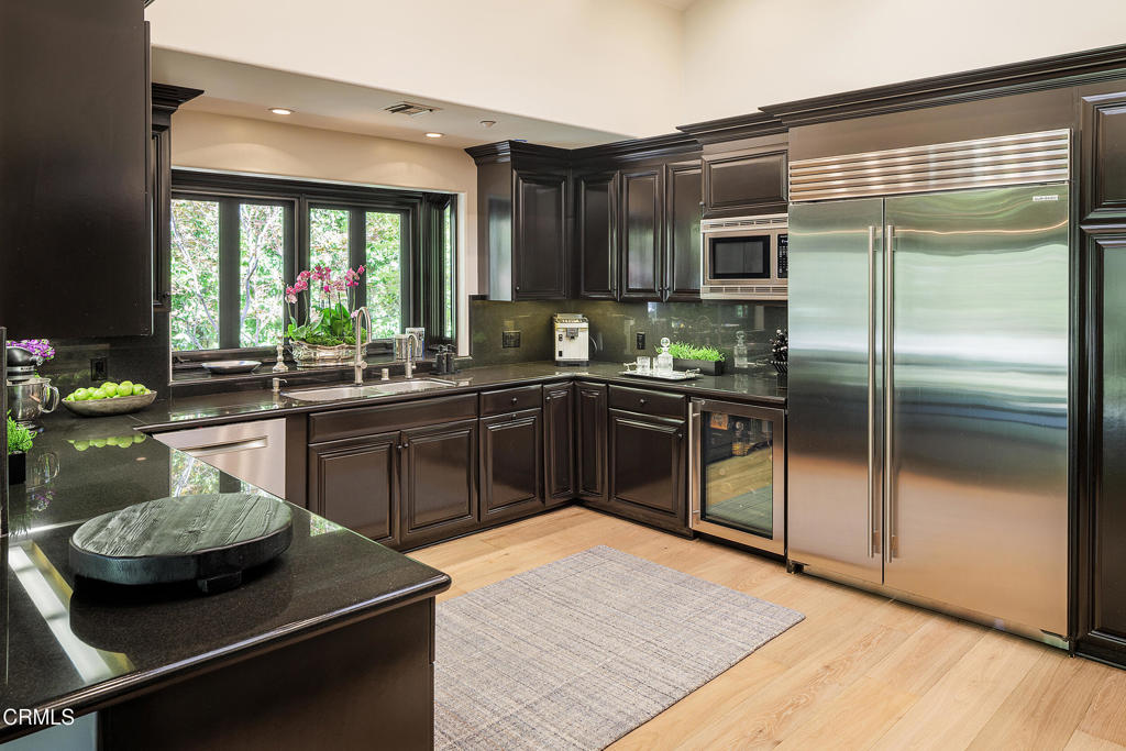 1475 Rutherford Drive Pasadena, CA 91103 - Photo 17 of 53 068-Kitchen 1
