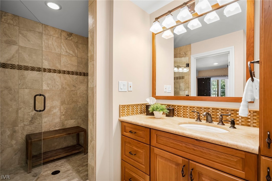 321 Ski Way, Unit 196 Incline Village, NV 89451 - Photo 18 of 25 Gallery Image 18