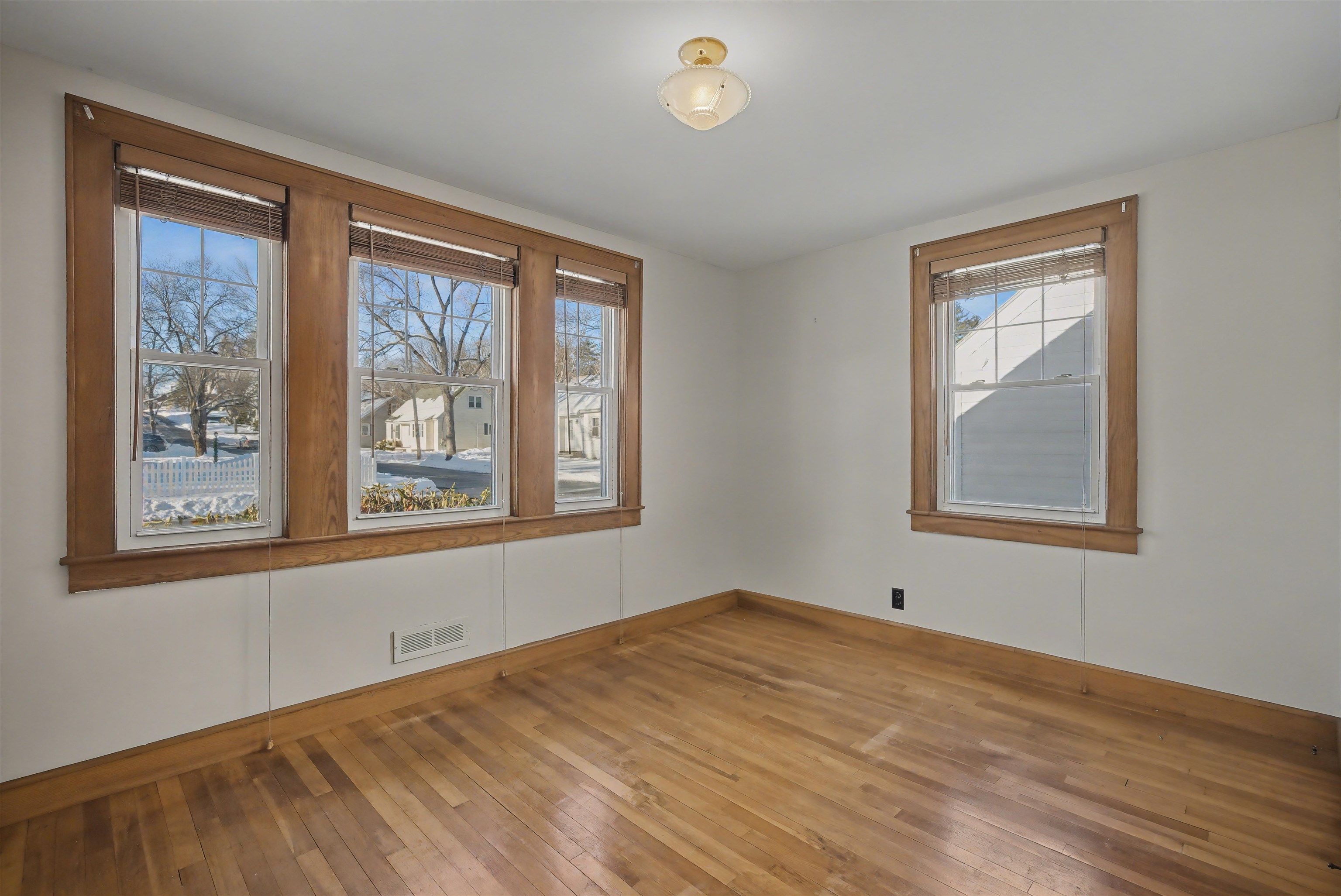 259 St Marie Street Manchester, NH 03102 - Photo 14 of 24