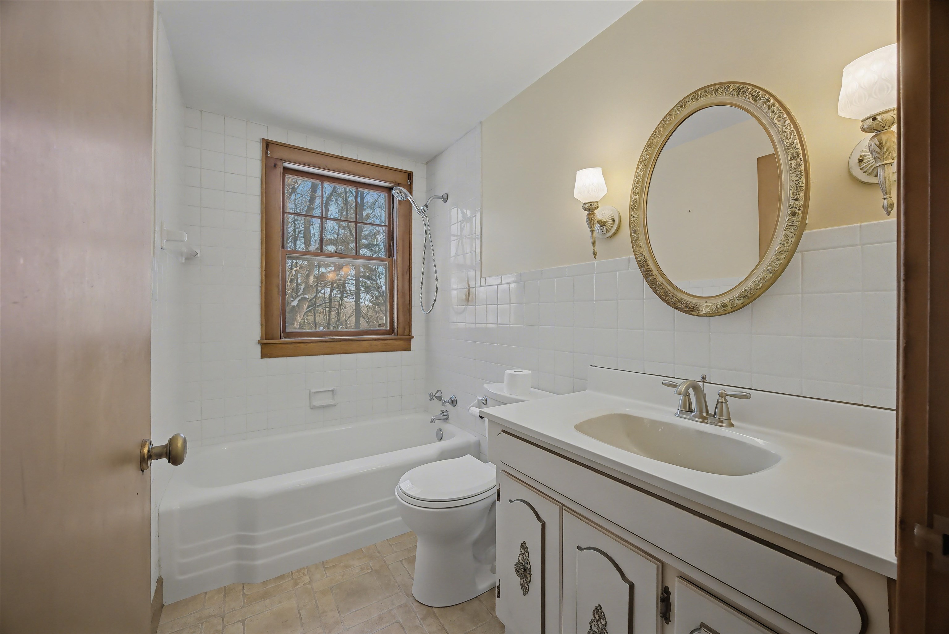 259 St Marie Street Manchester, NH 03102 - Photo 16 of 24