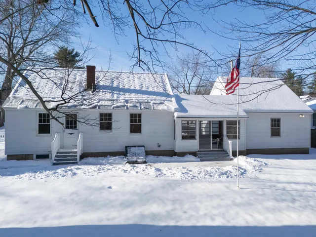 $399,900 | 259 St Marie Street, Manchester, NH 03102