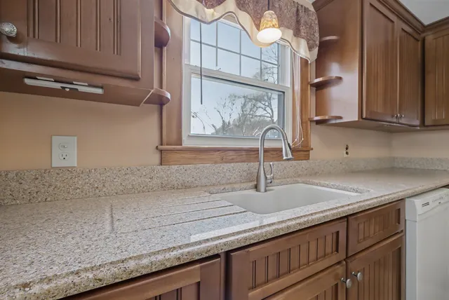 $399,900 | 259 St Marie Street, Manchester, NH 03102